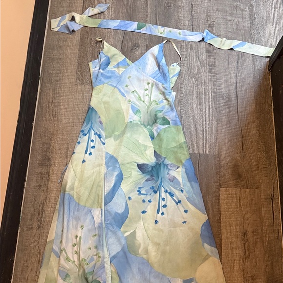 Peppermayo Elegant Blue Floral Maxi Dress - Picture 2 of 3